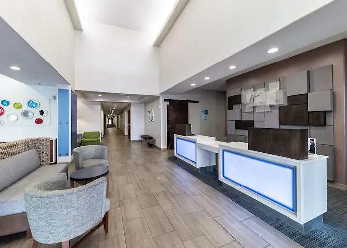 Hotel Express & Worth - Fossil Creek By Ihg