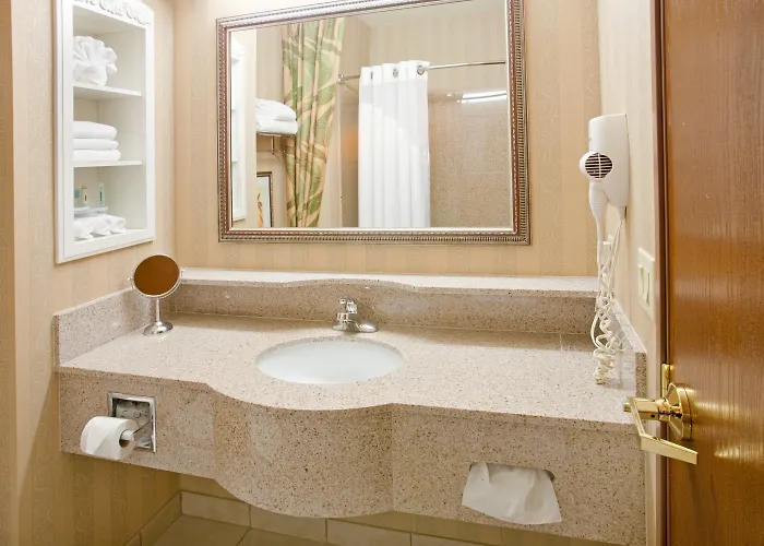 Express & Worth - Fossil Creek By Ihg Hotel 3*